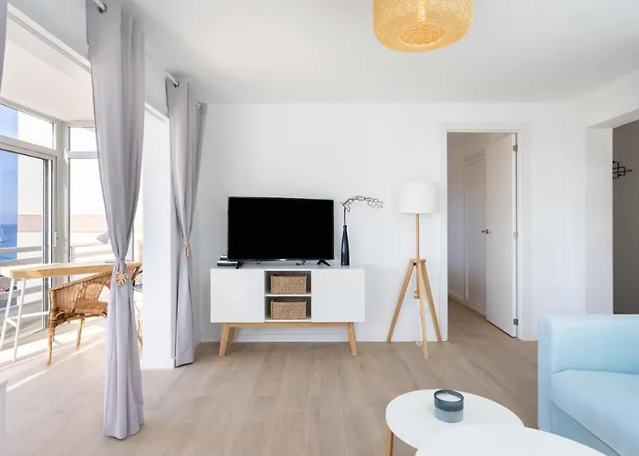 Home2book Beachfront Design&views Cristianos Appartamento